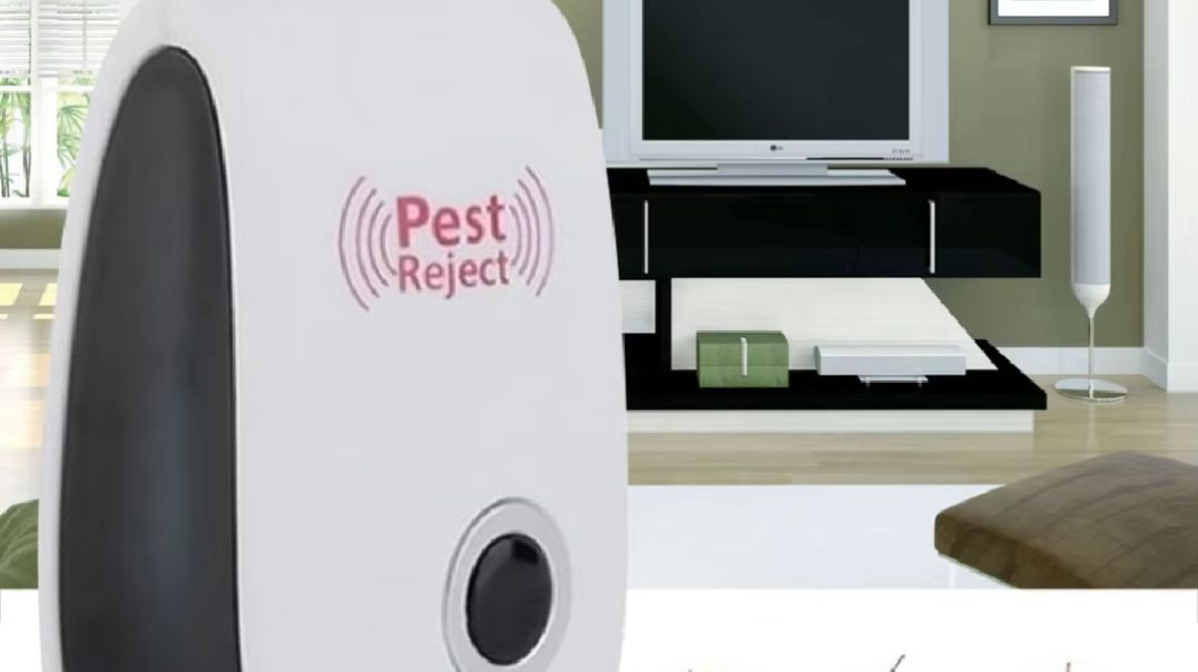 Ultrasonic Pest Repeller Electronic Plug in Mouse Bug Sonic Insects Multi-functional Portable Bedroo